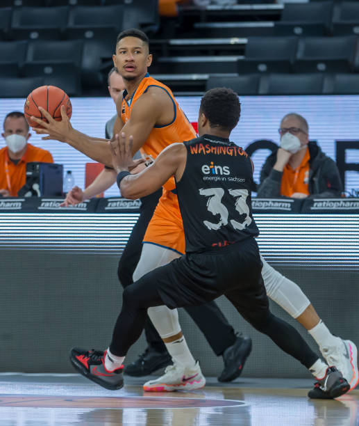 突破自我并 突破自我并