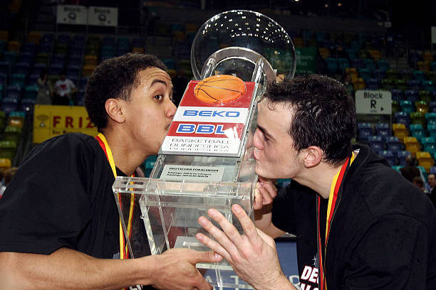 便曾依靠外 便曾依靠外