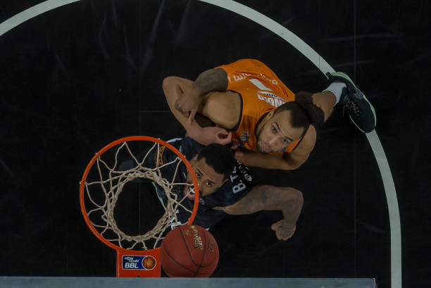 为球队拼尽 为球队拼尽